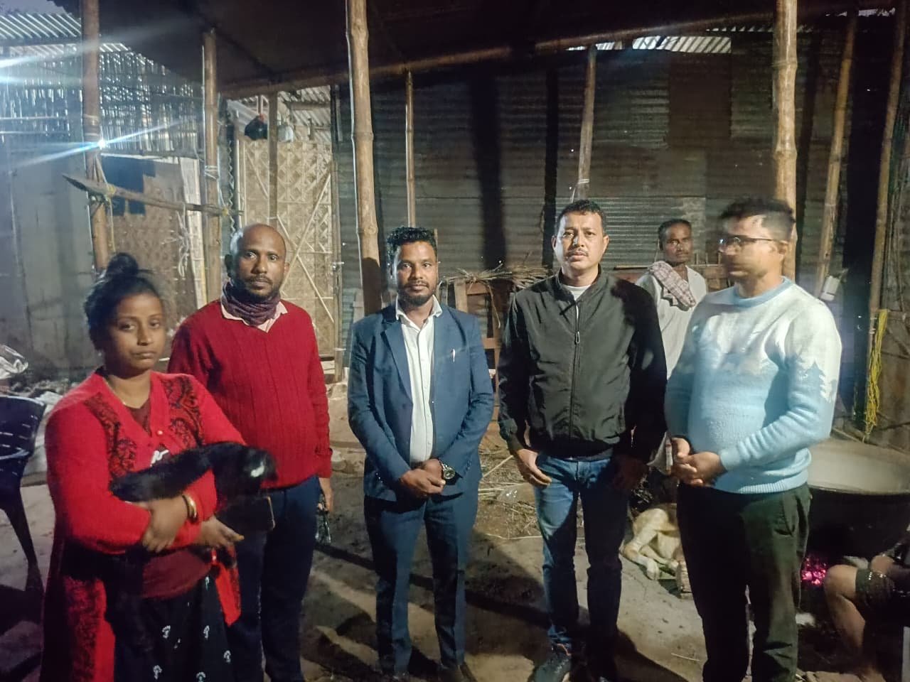 পছৰীয়াৰ দিবাকৰ কলিতাৰ ঘৰত সদৌ কলিতা জনগোষ্ঠী ছাত্ৰ সন্থা ,অসমৰ সভাপতি অভিষেক ৰাজ কলিতা , কলিতা যুৱ সন্মিলনৰ সভাপতি ভাস্কৰ জ্যোতি ডেকা আৰু উপ সভাপতি ৰঞ্জিত কলিতা ।